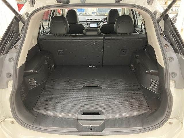 Nissan X-TRAIL 2017-02 185238-10