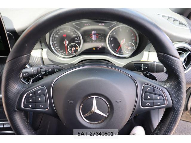 Mercedes Benz A-CLASS 2018-01 246662-13