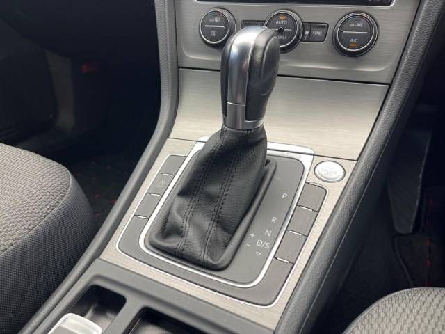 VolksWagen GOLF VARIANT 2015-11 187888-11