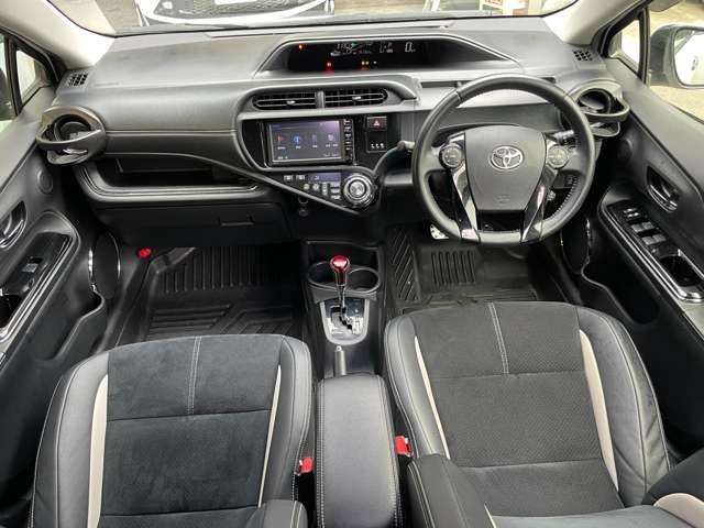 Toyota AQUA 2015-03 12823-3