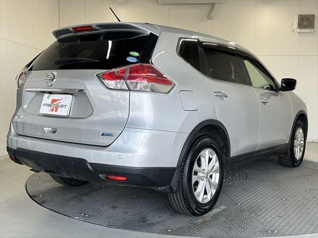 Nissan X-TRAIL 2014-10 27188-4