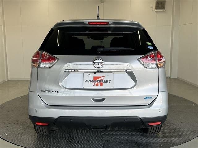 Nissan X-TRAIL 2014-10 27188-5