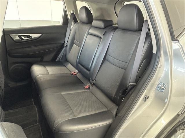 Nissan X-TRAIL 2014-10 27188-22