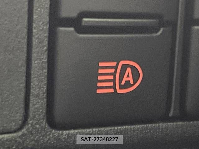 Daihatsu WAKE 2022-01 395217-6