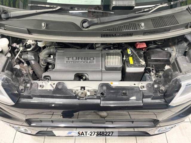 Daihatsu WAKE 2022-01 395217-18