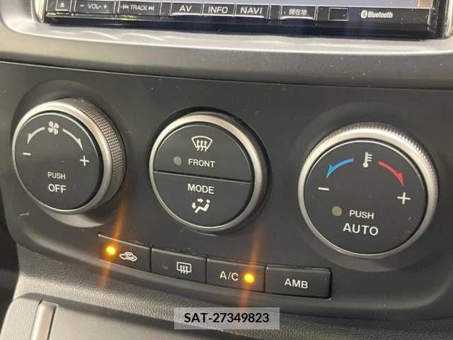 Mazda PREMACY 2011-11 337064-6