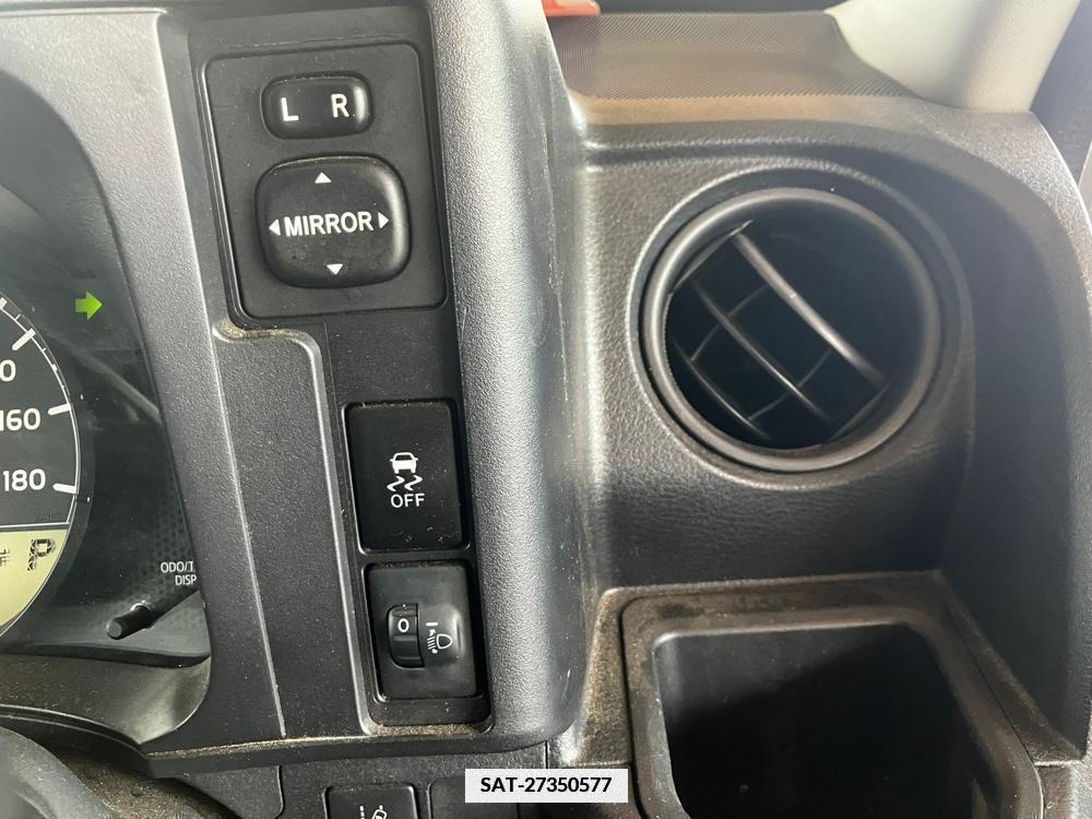 Toyota SUCCEED VAN 2018-06 334667-28