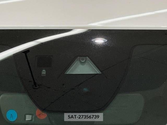 Mazda CX-30 2022-08 358521-2