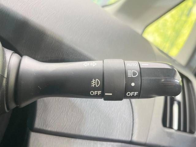 Toyota PRIUS 2014-01 19186-5