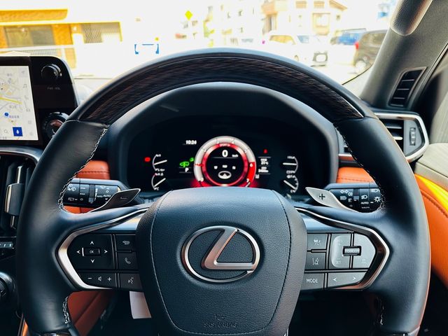 Lexus LX 2022-03 2268-11