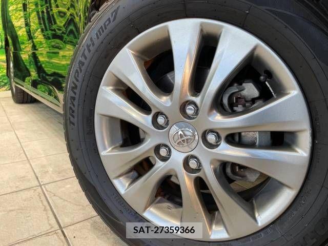 Toyota VOXY 2011-11 370358-13