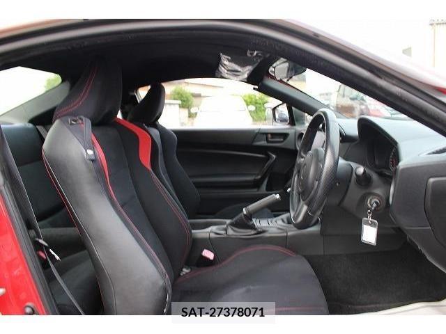 Toyota 86 2012-10 321222-13
