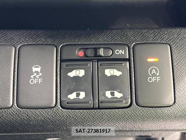 Honda e 2013-08 343208-6
