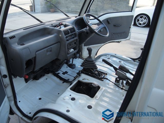 Subaru SAMBAR TRUCK 1995-01 193232-23