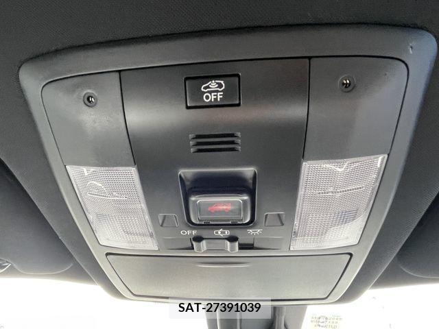 Lexus CT 2011-09 275294-18