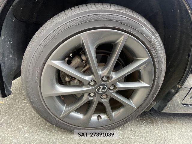 Lexus CT 2011-09 275294-24