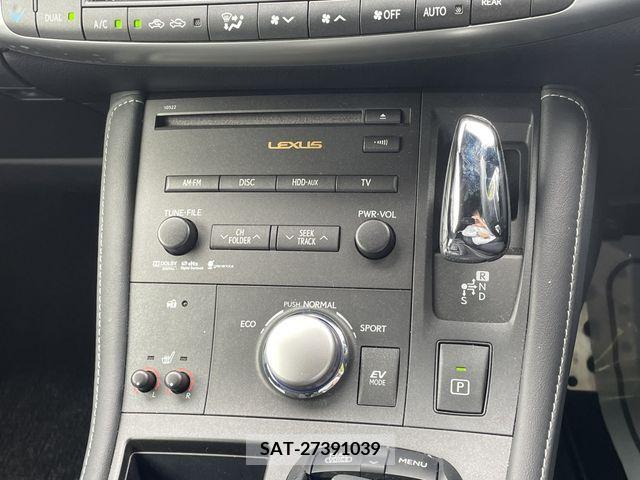 Lexus CT 2011-09 275294-15
