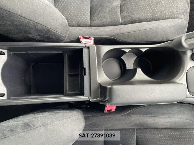 Lexus CT 2011-09 275294-17
