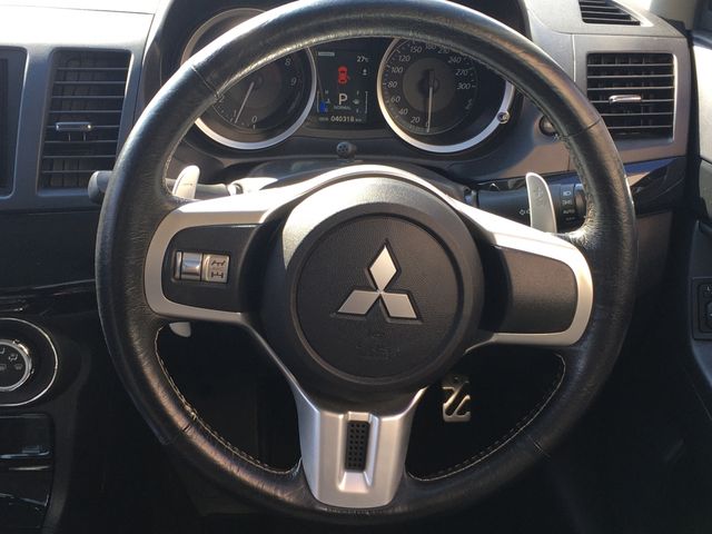 Mitsubishi LANCER 2015-03 16088-7