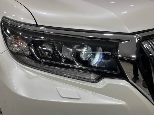 Toyota PRADO 2022-03 11331-13