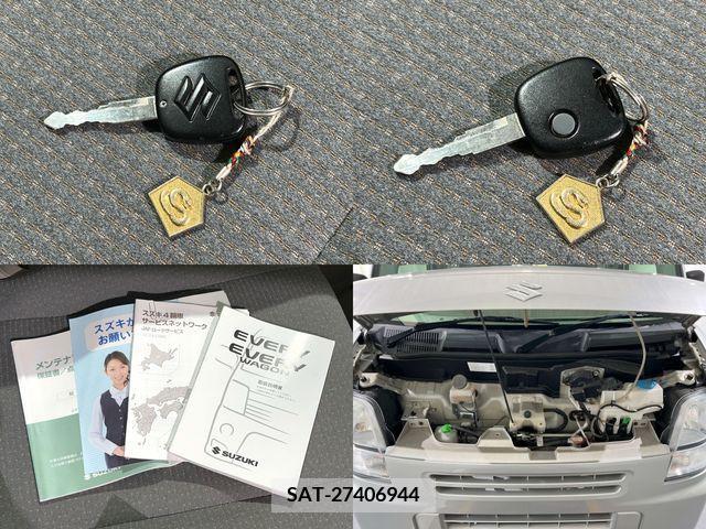 Suzuki EVERY 2012-04 359976-24