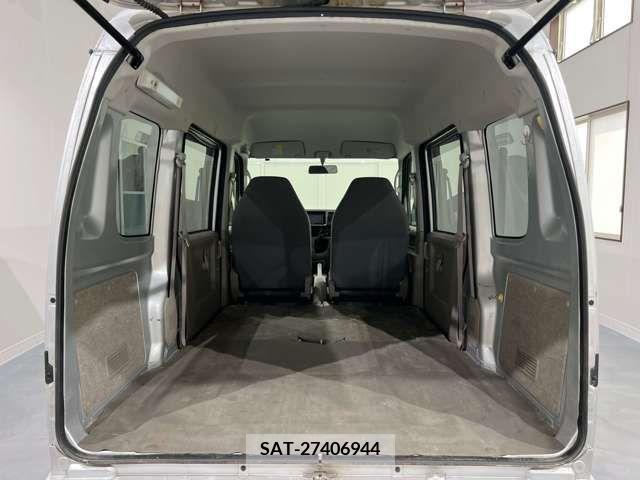 Suzuki EVERY 2012-04 359976-17