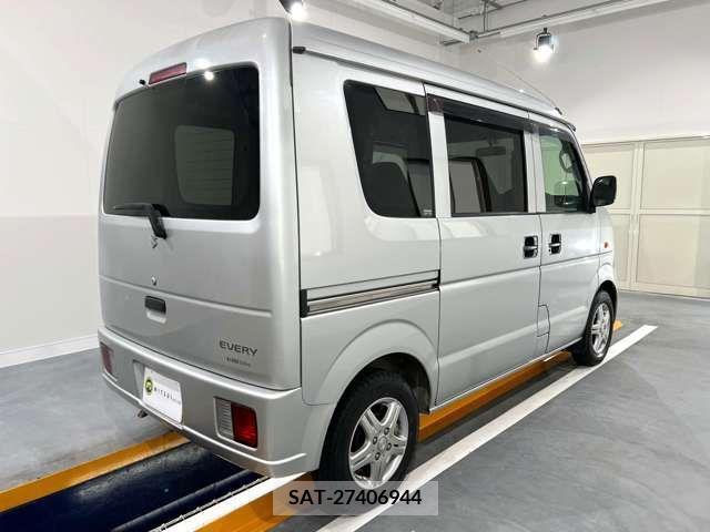Suzuki EVERY 2012-04 359976-7