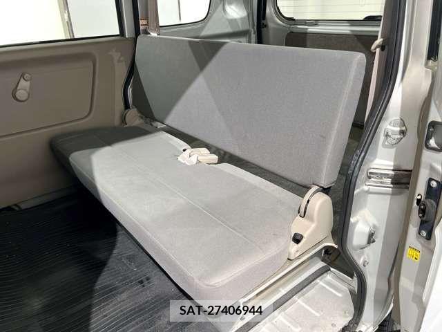 Suzuki EVERY 2012-04 359976-15
