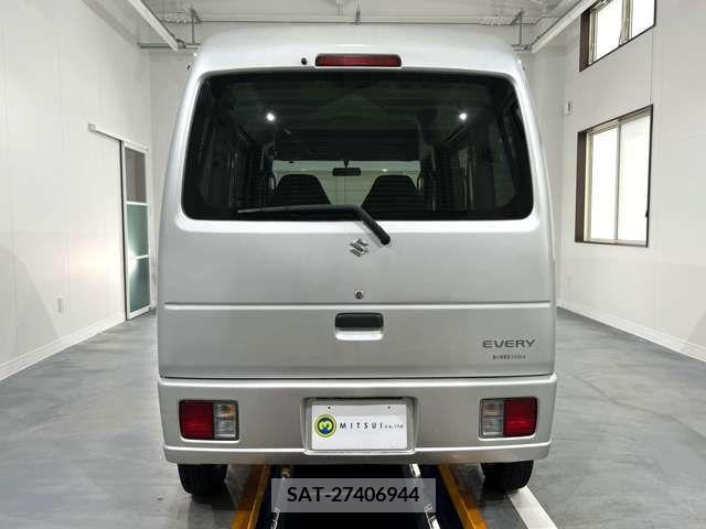 Suzuki EVERY 2012-04 359976-6