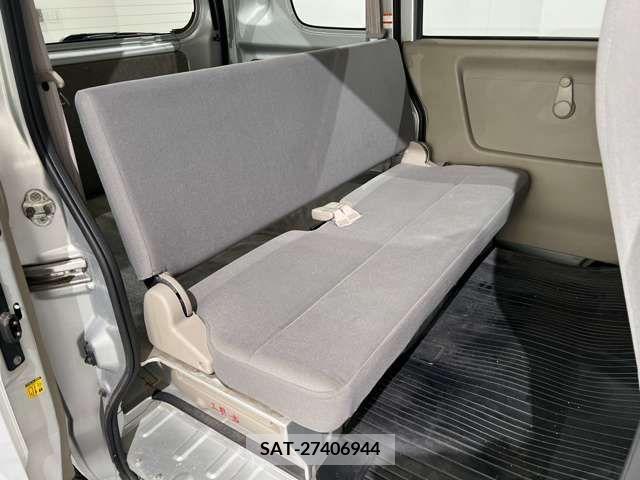 Suzuki EVERY 2012-04 359976-13
