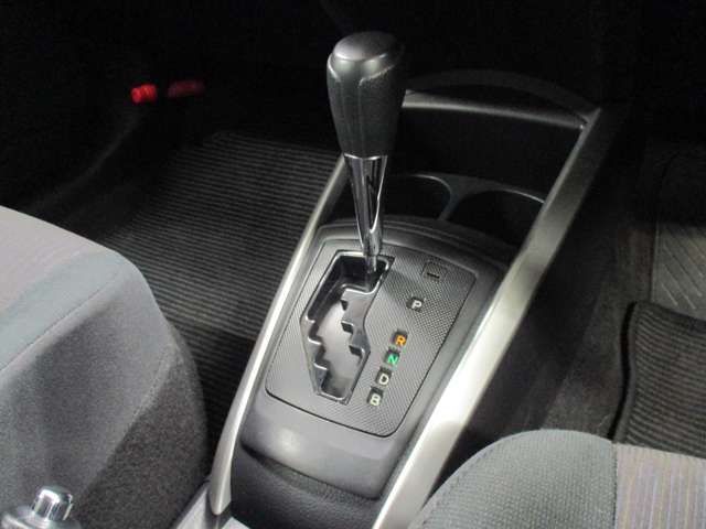 Toyota COROLLA FIELDER 2016-10 26734-7