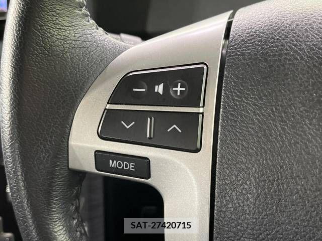Toyota NOAH 2013-11 321365-7