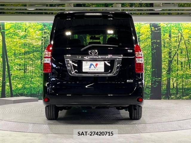 Toyota NOAH 2013-11 321365-16