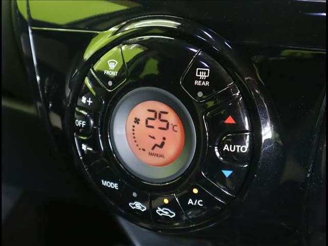 Nissan NOTE 2018-02 21886-8