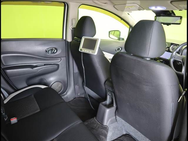 Nissan NOTE 2018-02 21886-19