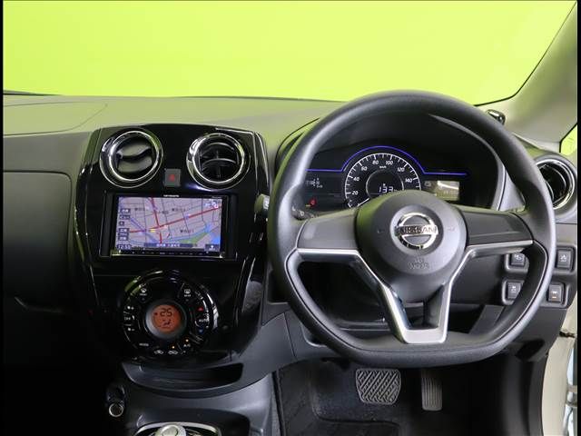 Nissan NOTE 2018-02 21886-16