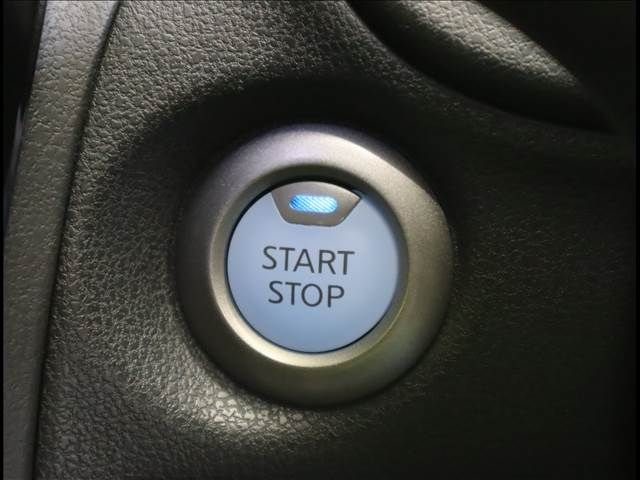 Nissan NOTE 2018-02 21886-12