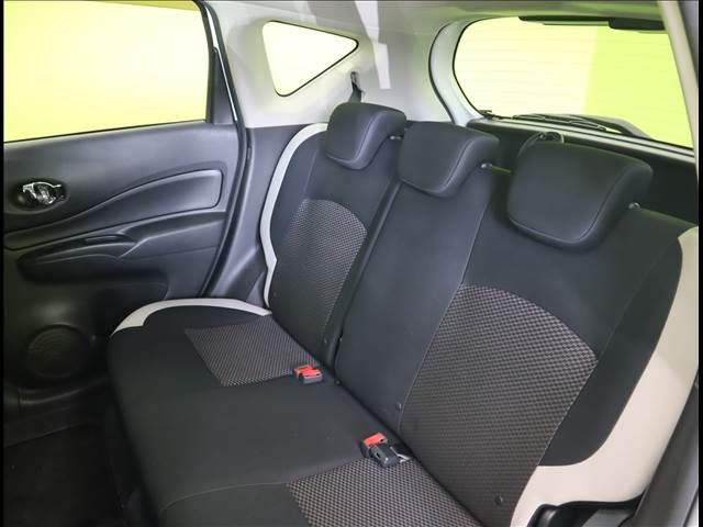 Nissan NOTE 2018-02 21886-25