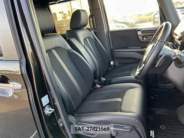 Honda N BOX CUSTOM 2017-12 237042-8