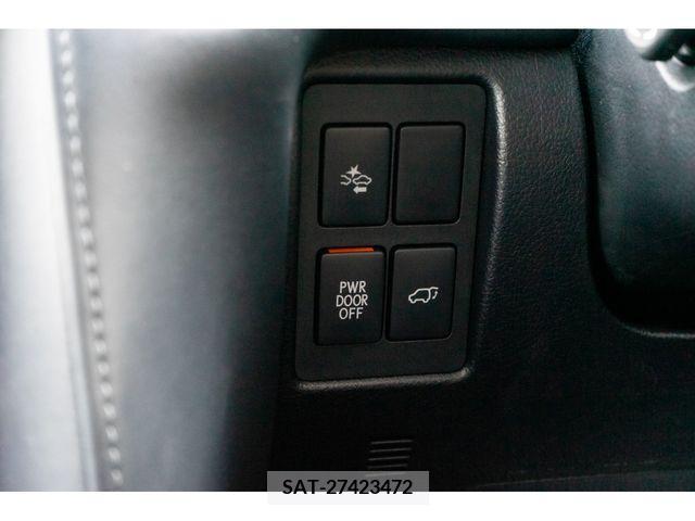 Lexus LX 2017-10 354027-26