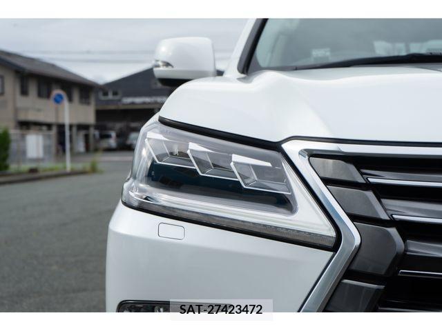 Lexus LX 2017-10 354027-8