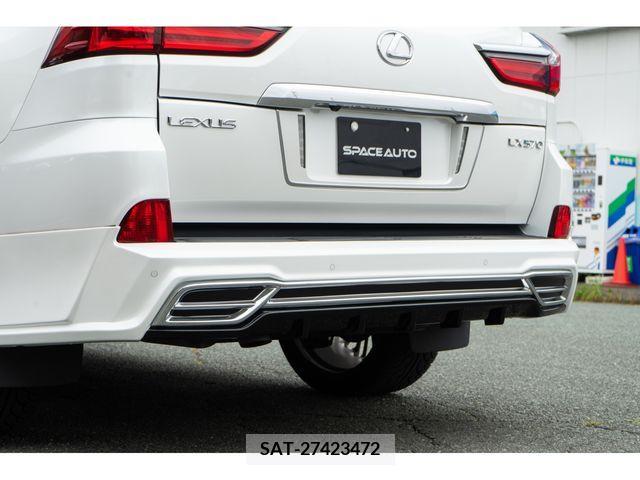 Lexus LX 2017-10 354027-11