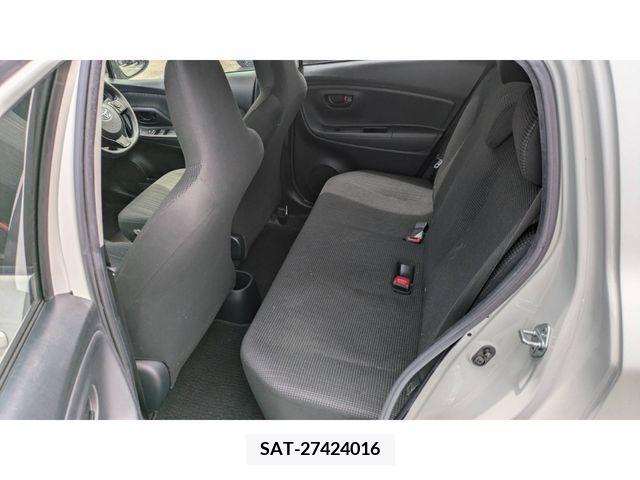 Toyota VITZ 2017-06 385263-4