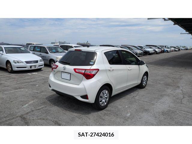 Toyota VITZ 2017-06 385263-1
