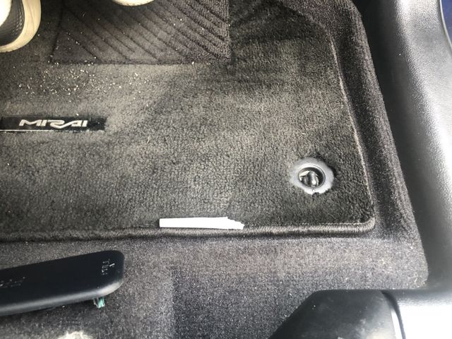 Toyota Mirai 2017-09 185145-9
