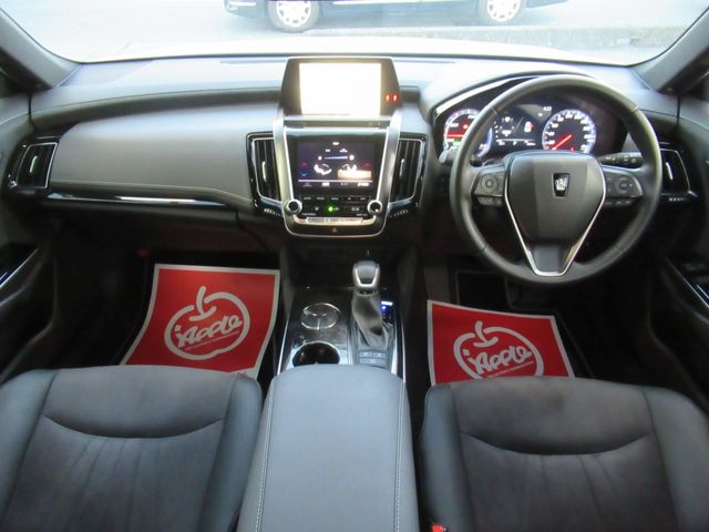 Toyota CROWN SEDAN 2020-02 27068-1