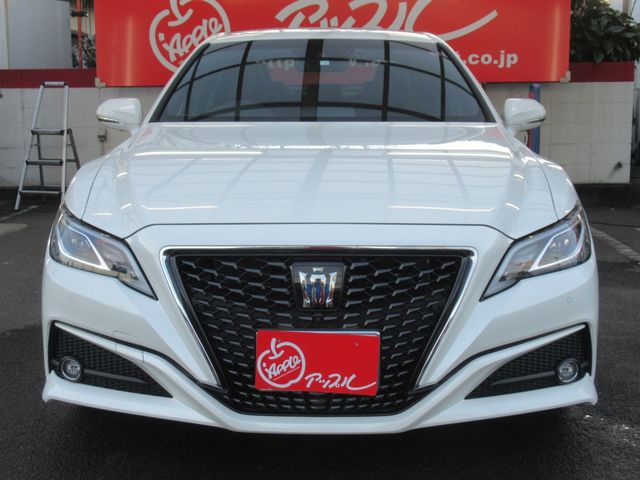 Toyota CROWN SEDAN 2020-02 27068-3