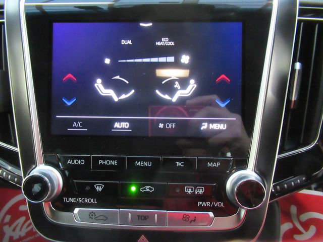 Toyota CROWN SEDAN 2020-02 27068-15
