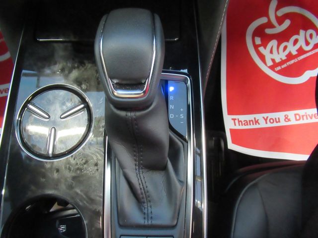 Toyota CROWN SEDAN 2020-02 27068-17