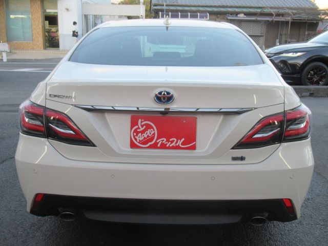 Toyota CROWN SEDAN 2020-02 27068-4